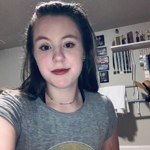 Meet your Posher, Clara